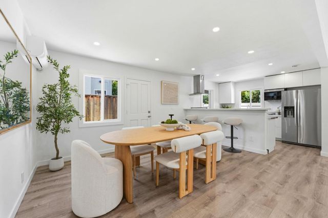 150 Middlefield Road, Palo Alto, CA 94301