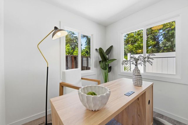 150 Middlefield Road, Palo Alto, CA 94301