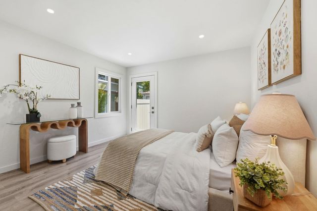150 Middlefield Road, Palo Alto, CA 94301