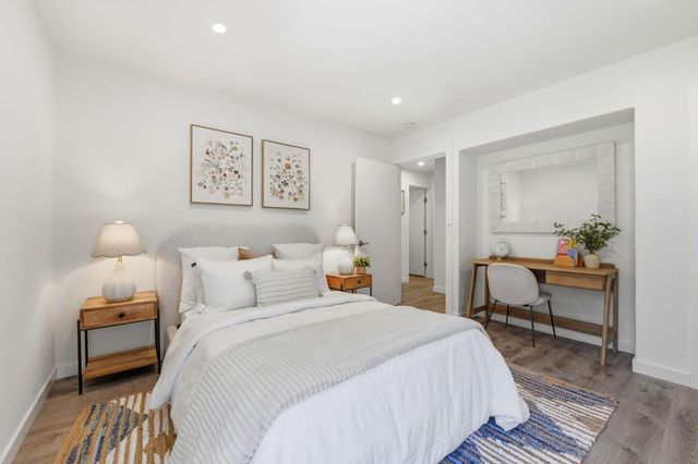 150 Middlefield Road, Palo Alto, CA 94301