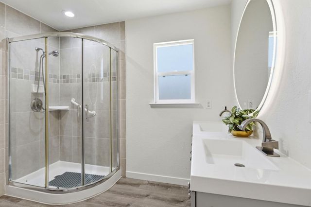 150 Middlefield Road, Palo Alto, CA 94301