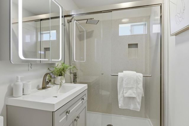 150 Middlefield Road, Palo Alto, CA 94301