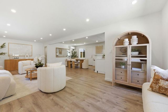 150 Middlefield Road, Palo Alto, CA 94301