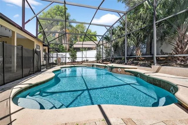 112 MADRONA DRIVE, Eustis, FL 32726