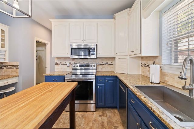 3230 Colton Drive, Springdale, AR 72762