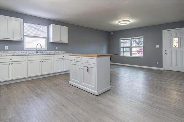 2809 National Avenue, Granite City, IL 62040