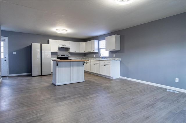 2809 National Avenue, Granite City, IL 62040