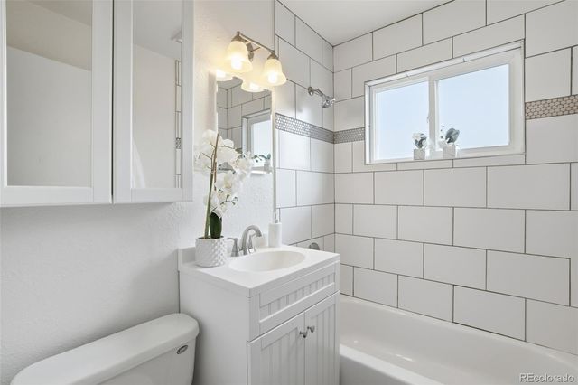 3370 W Belleview Avenue, Littleton, CO 80123