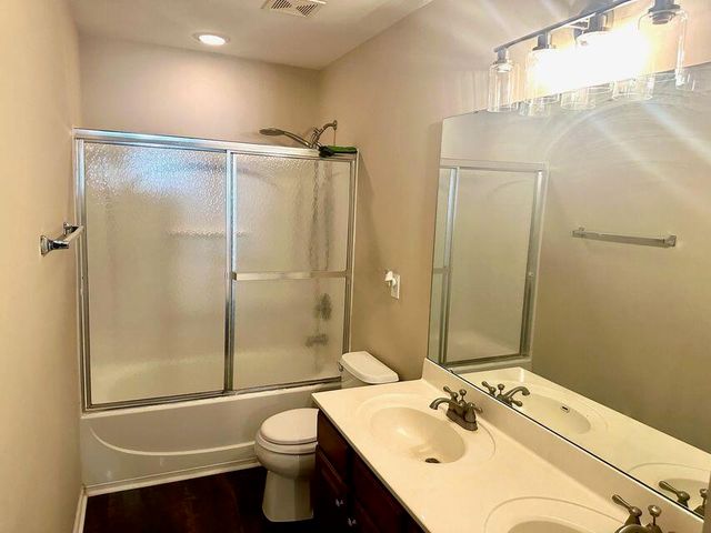 1333 Song Sparrow Way, Hanahan, SC 29410