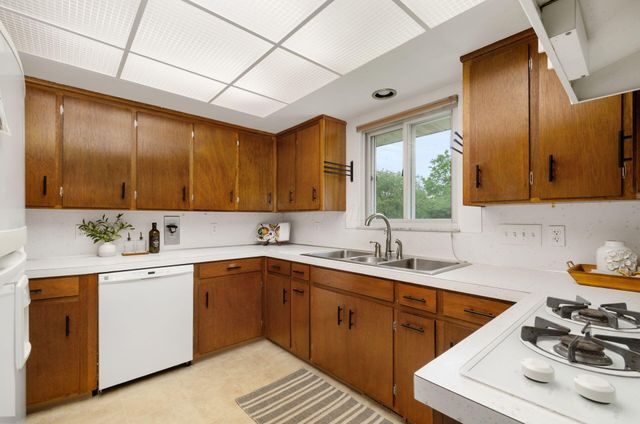 1486 Hickory Run Drive, Columbus, OH 43204