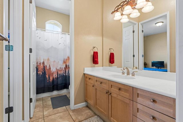 1616 Langum Way, Manteca, CA 95337