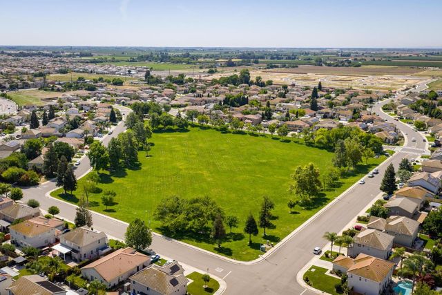 1616 Langum Way, Manteca, CA 95337