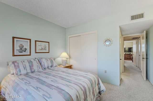 1319 S Desert Meadows Circle, Green Valley, AZ 85614