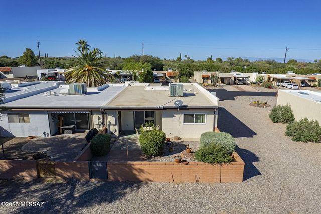 1319 S Desert Meadows Circle, Green Valley, AZ 85614