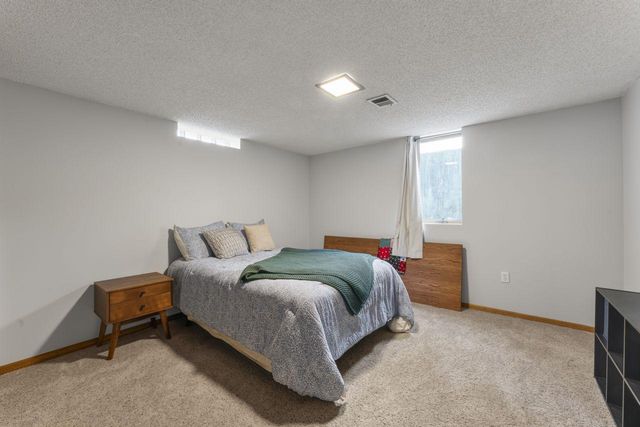 1536 9th Avenue NE, Rochester, MN 55906
