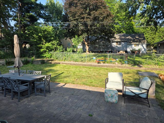 1536 9th Avenue NE, Rochester, MN 55906