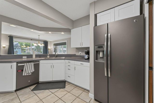 1536 9th Avenue NE, Rochester, MN 55906