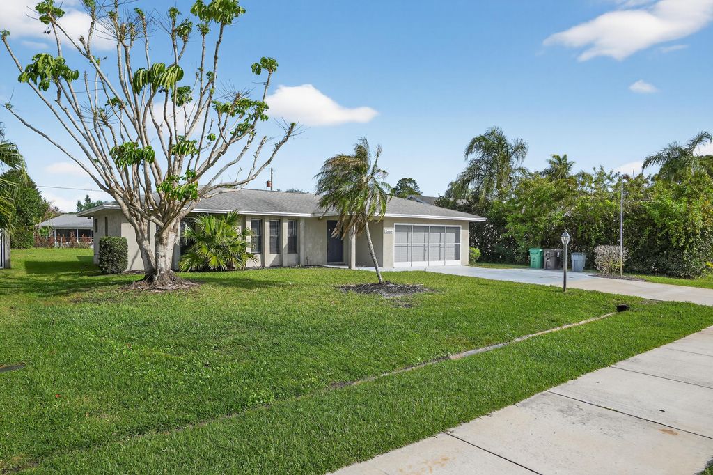2649 SE Grand Drive, Port St. Lucie, Port St Lucie, FL 34952
