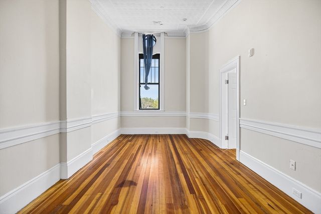 202 Broadway 31, Lawrence, MA 01840