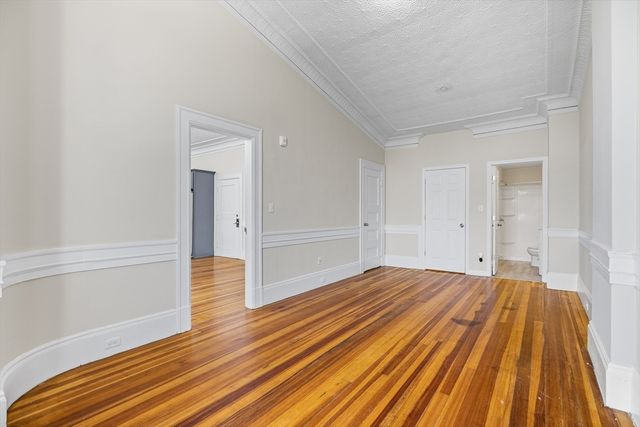 202 Broadway 31, Lawrence, MA 01840