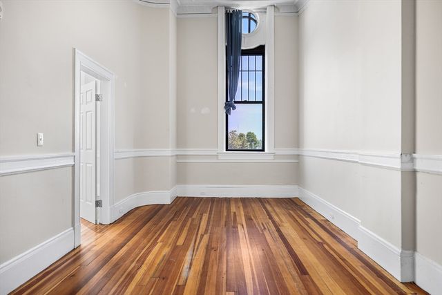202 Broadway 31, Lawrence, MA 01840