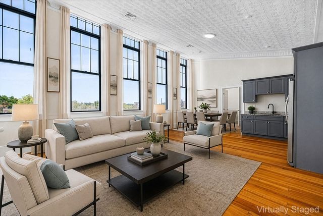 202 Broadway 31, Lawrence, MA 01840