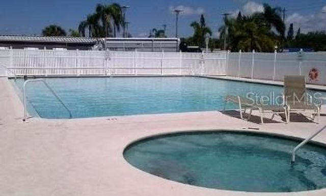 2511 18TH STREET W, Bradenton, FL 34205