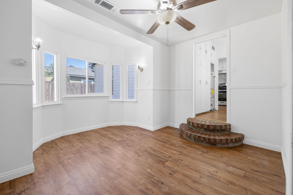 Image 20 of property listing at 210 E Bush Street, Lemoore, CA 93245