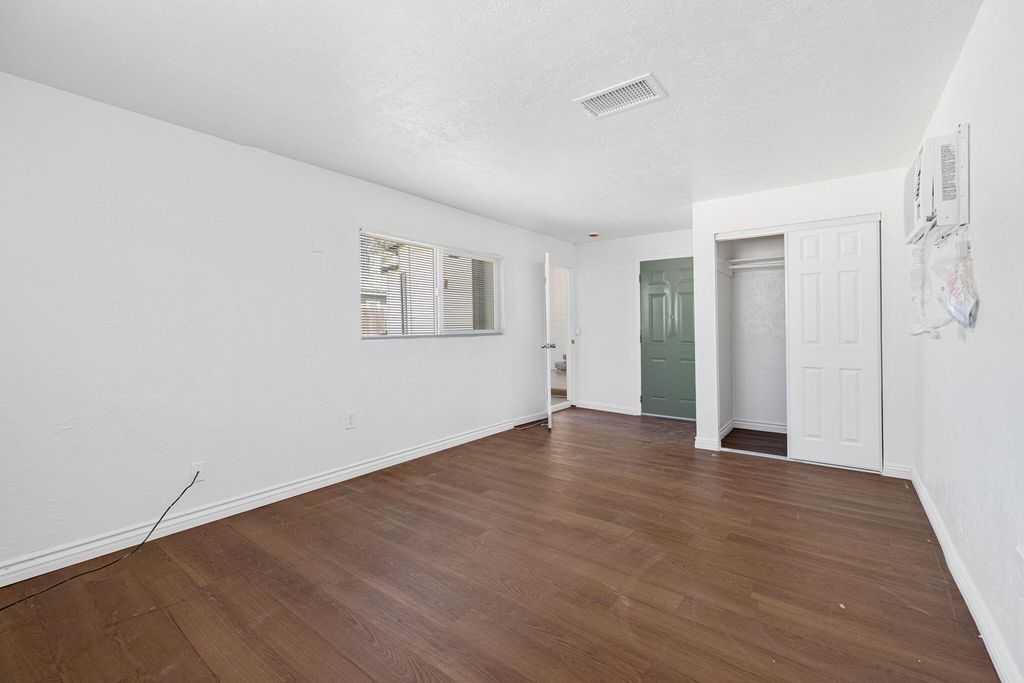 Image 24 of property listing at 210 E Bush Street, Lemoore, CA 93245