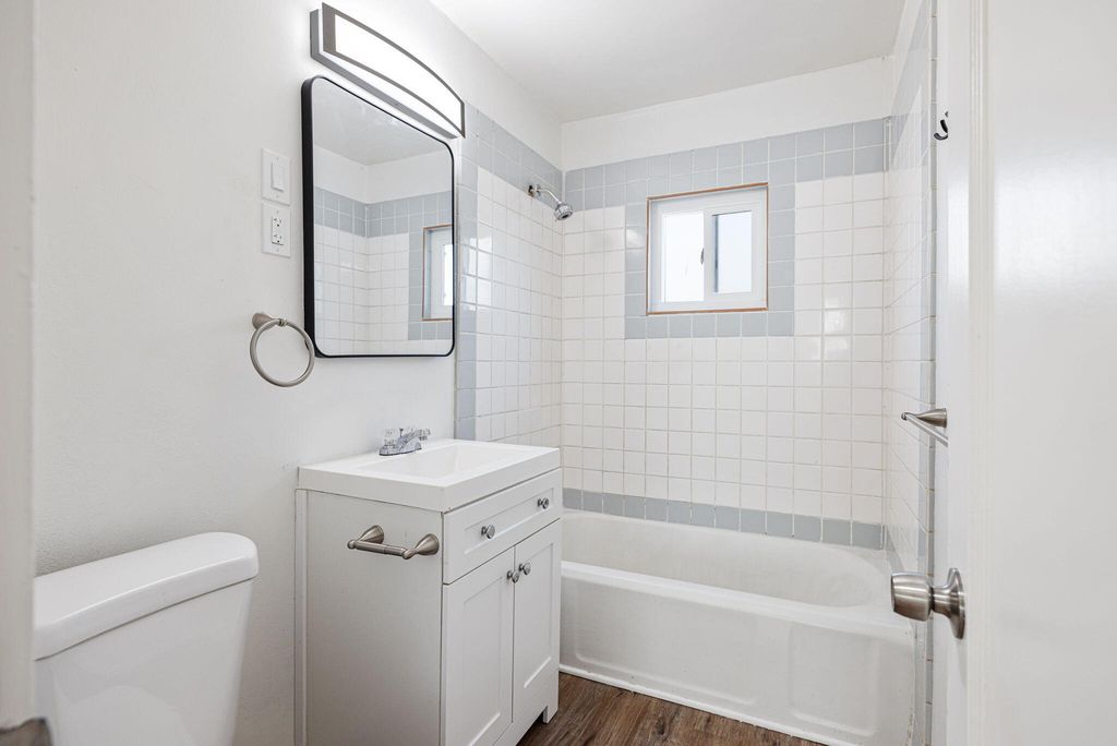 Image 28 of property listing at 210 E Bush Street, Lemoore, CA 93245