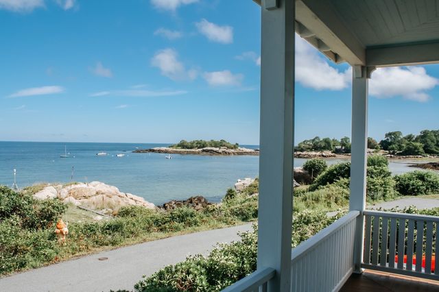 4 Diamond Ave, Gloucester, MA 01930