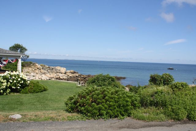 4 Diamond Ave, Gloucester, MA 01930