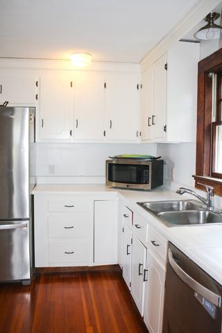 4 Diamond Ave, Gloucester, MA 01930