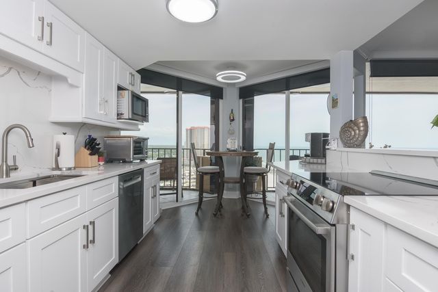 9650 Shore Dr Apt 1911, Myrtle Beach, SC 29572