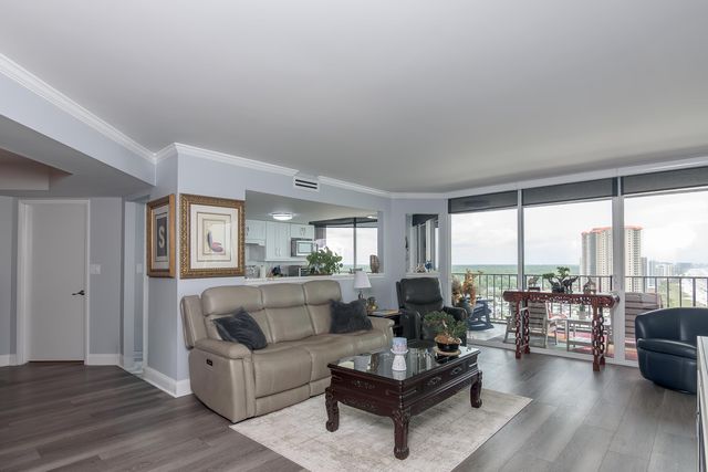 9650 Shore Dr Apt 1911, Myrtle Beach, SC 29572