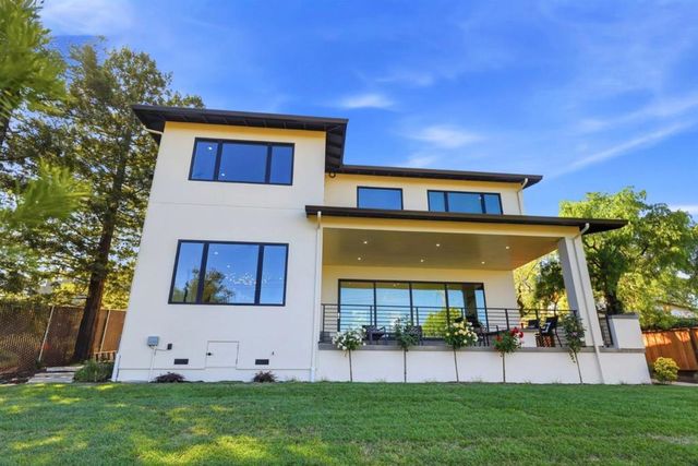 685 Upland Road, Redwood City, CA 94062