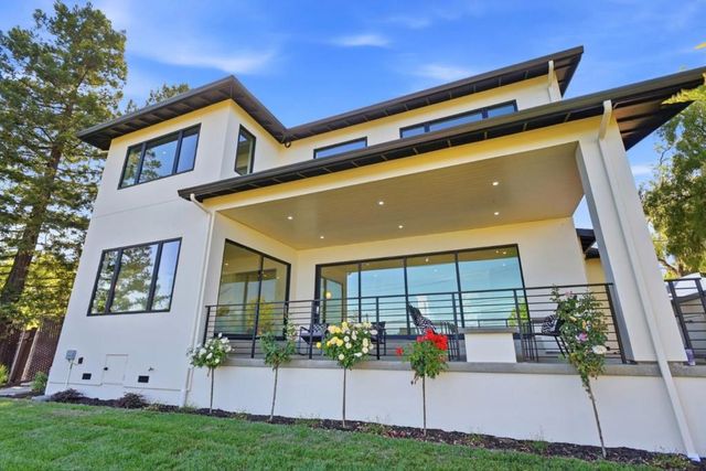 685 Upland Road, Redwood City, CA 94062