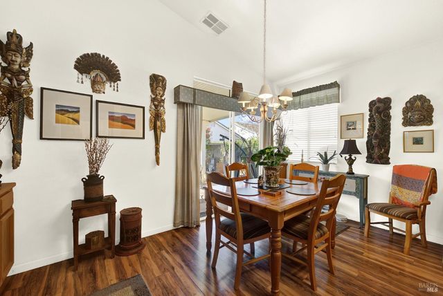 313 Trellis Ln, Vacaville, CA 95687