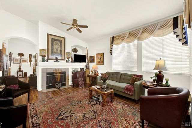 313 Trellis Ln, Vacaville, CA 95687