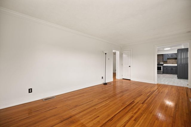 211 Reams Street, London, KY 40741