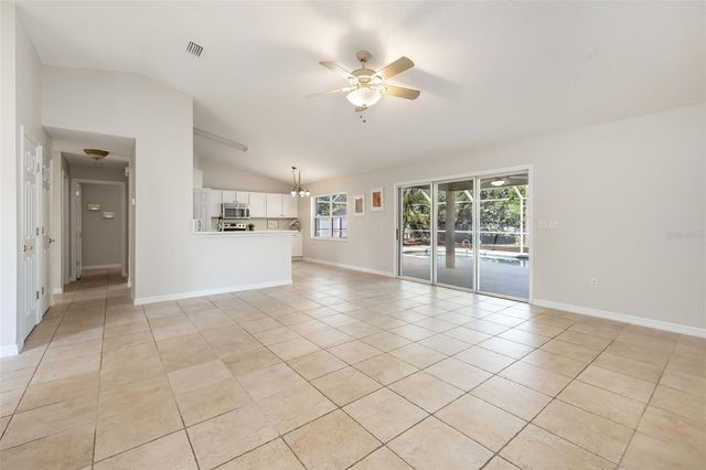 19 PRESTWICK LANE, Palm Coast, FL 32164