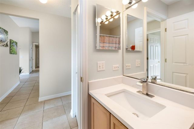 19 PRESTWICK LANE, Palm Coast, FL 32164