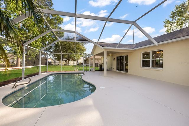 19 PRESTWICK LANE, Palm Coast, FL 32164