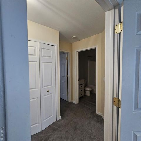 215 Oak Ridge Drive, Pontiac, MI 48341