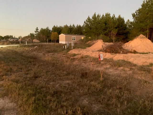 212 Road 5604, Cleveland, TX 77327