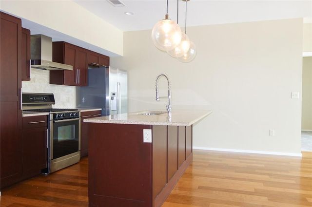 1600 Barton Springs RD 1407, Austin, TX 78704