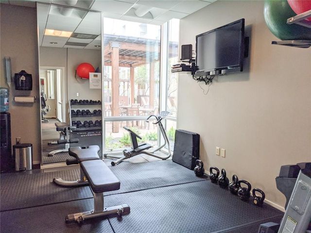 1600 Barton Springs RD 1407, Austin, TX 78704