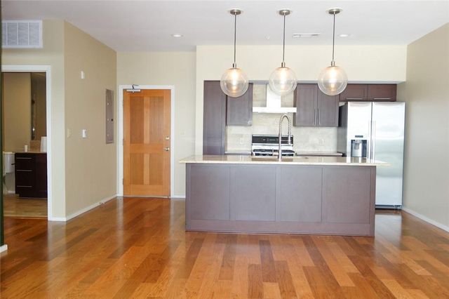 1600 Barton Springs RD 1407, Austin, TX 78704