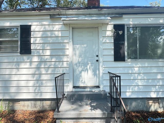 2301 North Rose Drive SW, Huntsville, AL 35805