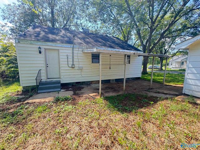 2301 North Rose Drive SW, Huntsville, AL 35805
